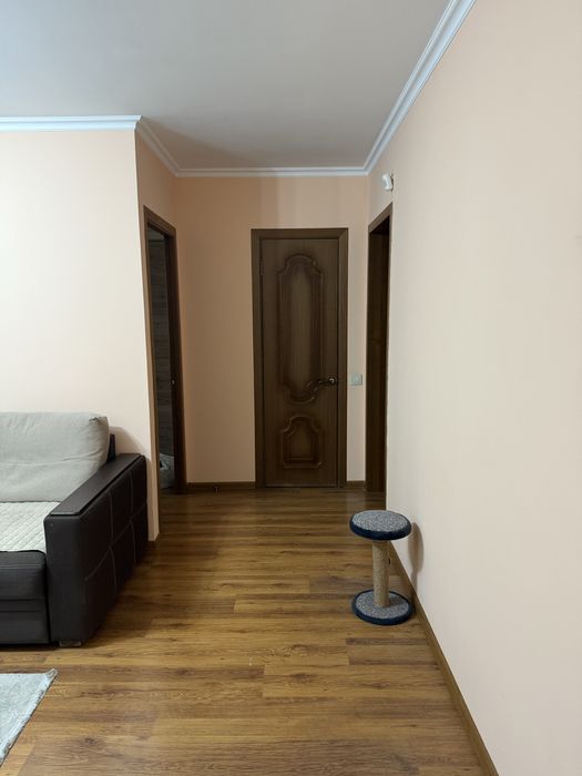 Продается трехкомнатная квартира