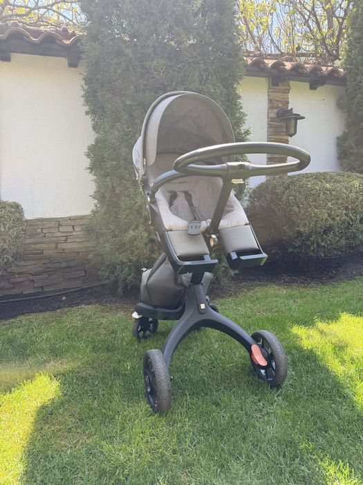 StoKKe xPlory 6 - сива бебешка количка