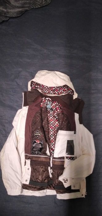 якета Roxy 3БР/Peak performance