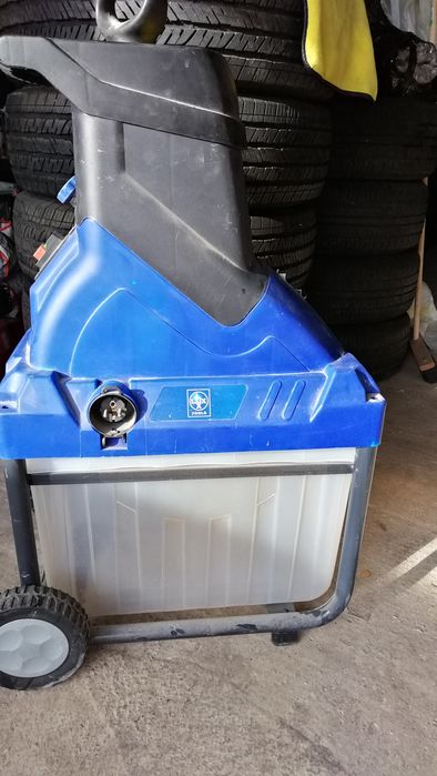 Храсторез за естествена тор от клонки