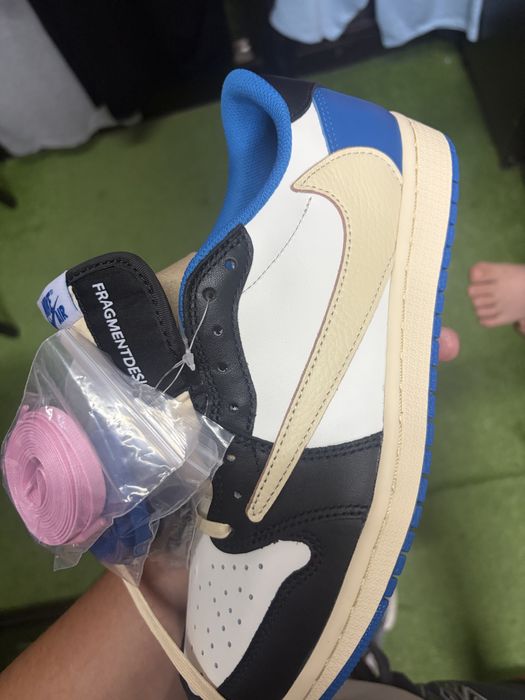 Air Jordan 1 Retro Low OG SP Fragment x Travis Scott
