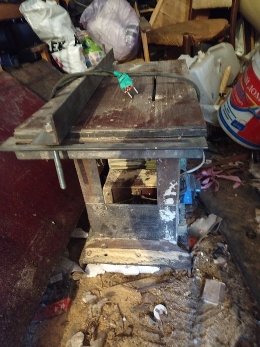 Циркулярка 220В, диск до 250мм