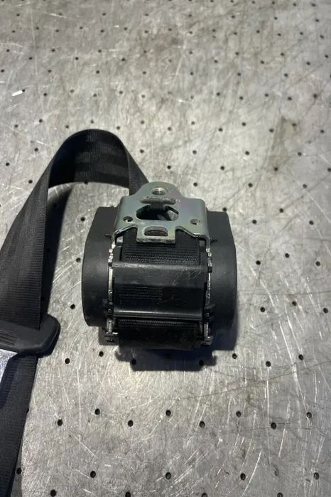 Centura siguranta spate 610307000 Audi A4 2008
