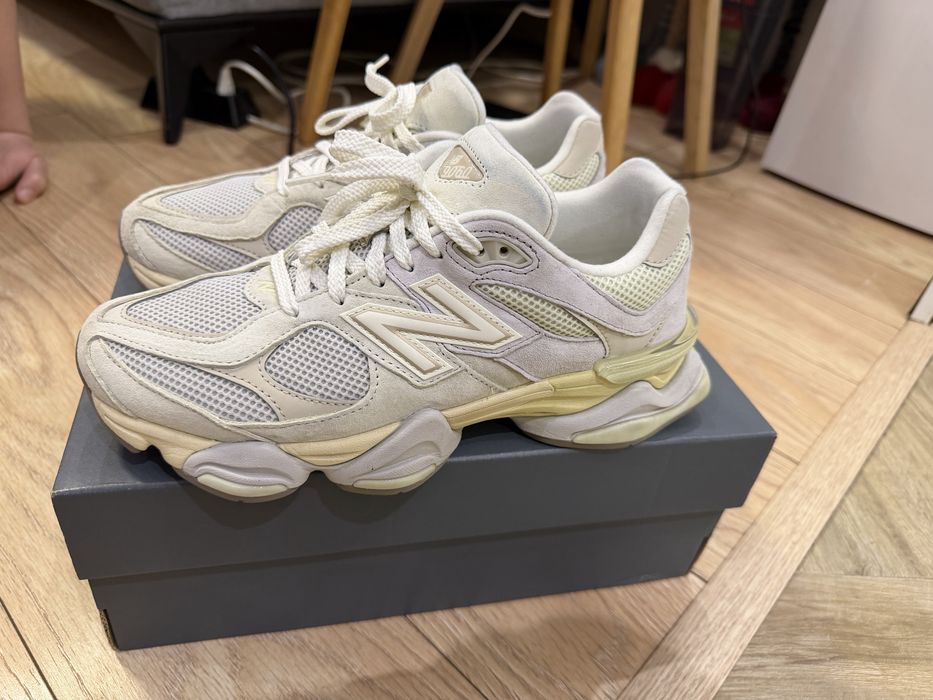 New Balance 9060
