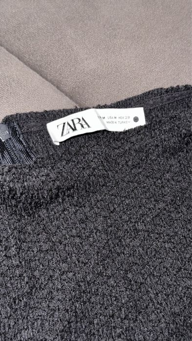 Черная кофта зара оригинал