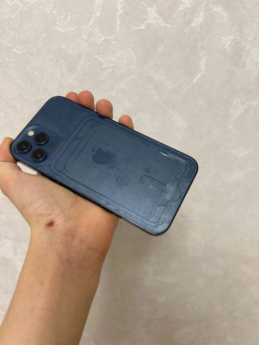 Продам Iphone 12 pro