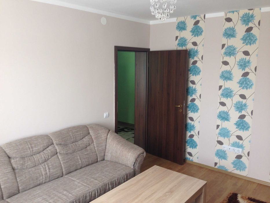 Vand apartament 3 camere decomandat Cartier Vitrometan