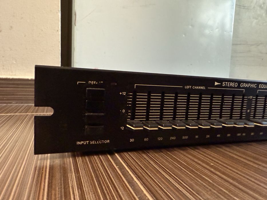 Еквалайзер Alecto