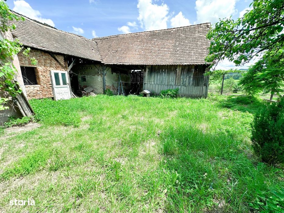 CASĂ DE VÂNZARE
Sat Alma, comuna Alma – județul Sibiu