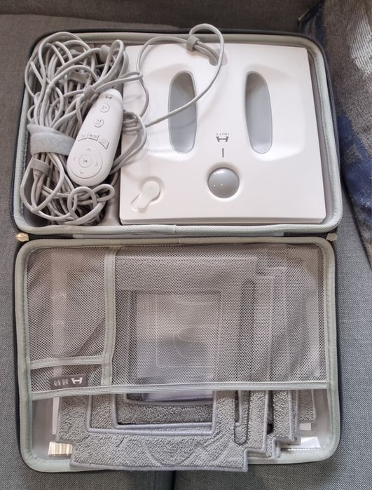 Робот за прозорци HUTT W66