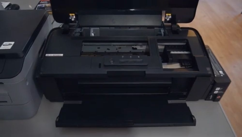 Срочно продам епсон л1800