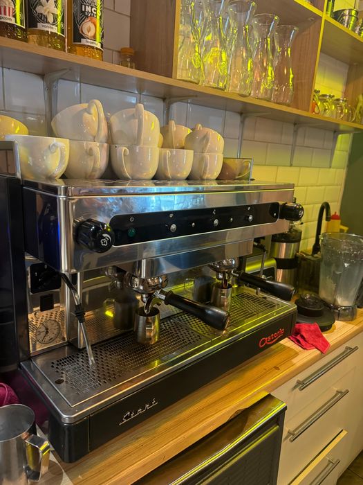 Продается кофемашина Astoria