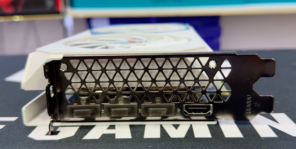 Видеокарта б/у Peladn RTX3060 12GB
