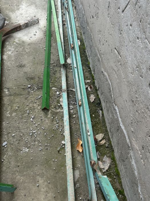 Продам угольники разные