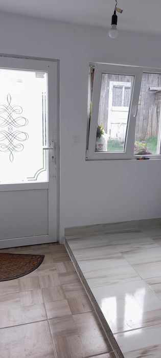 SUPEROFERTA!! Proprietar   vând, schimb cu garsoniera b casă în Bistrița