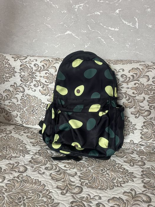 Продаётся рюкзак для девочек