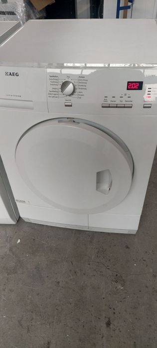 Сушилня Термопомпа AEG 7кг. А+