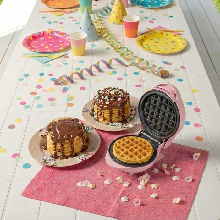 Мини гофретник Bestron 550W Незалепващо покритие Хладна на допир дръжк