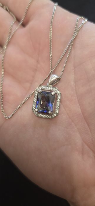 Colier cu topaz mistic