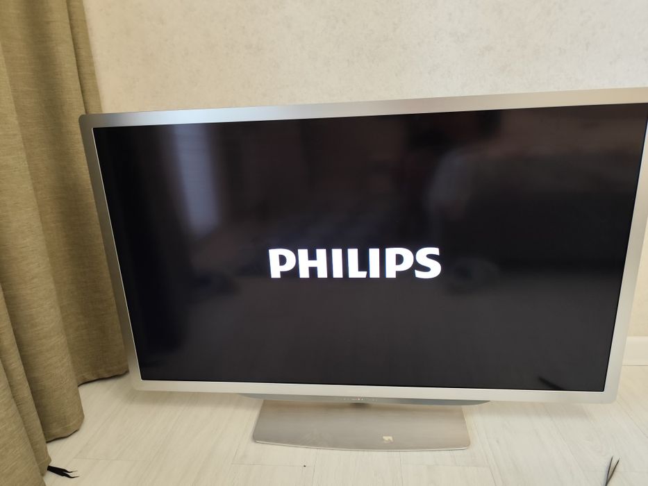 Телевизор philips экран 133 см