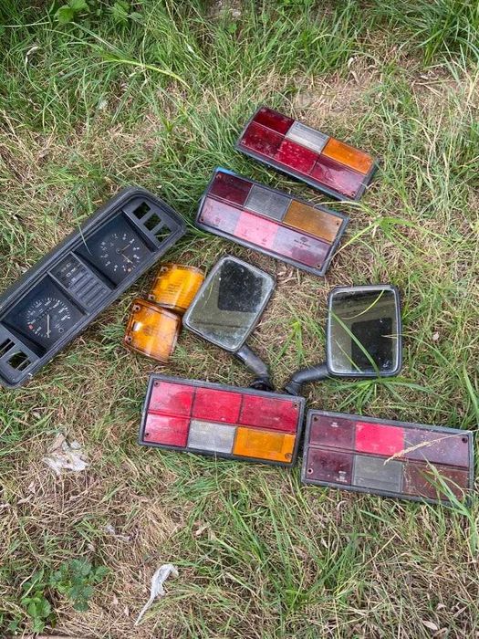 Vând caroserie WV Transporter 3 și piese auto