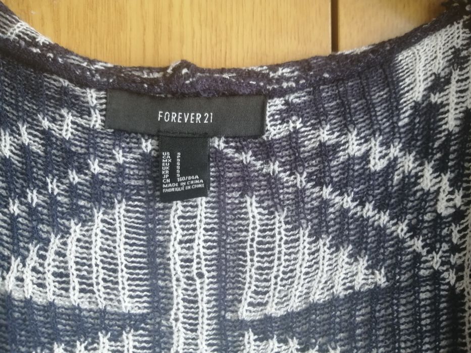 Дамско-юношеска жилетка, 3 бр. ризи