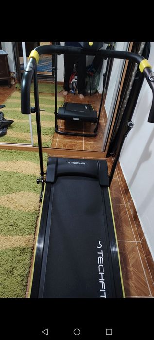 Bandă de alergare sau mers înclinată este folosită foarte puțin