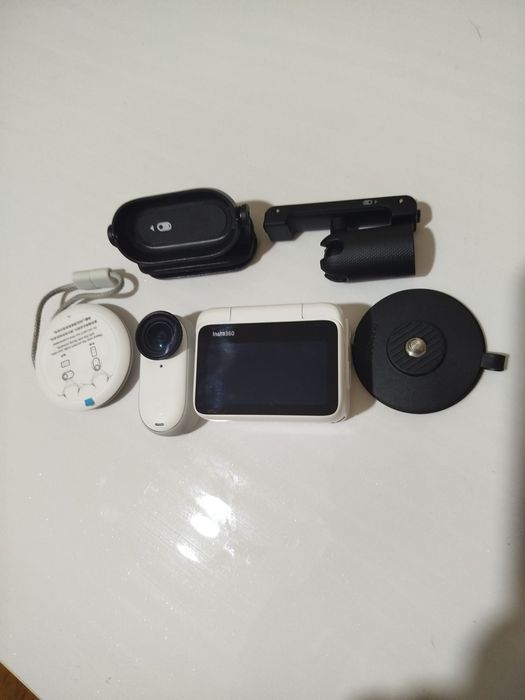 Insta360 GO 3S 128GB Arctic White — 4K экшн-камера