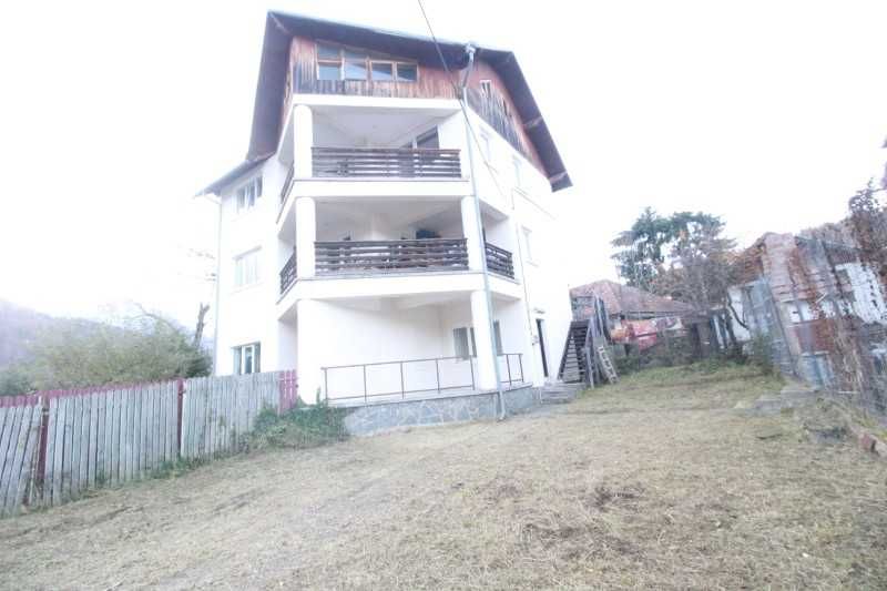 Vanzare casa tip duplex Azuga|23 August|Comision 0%
