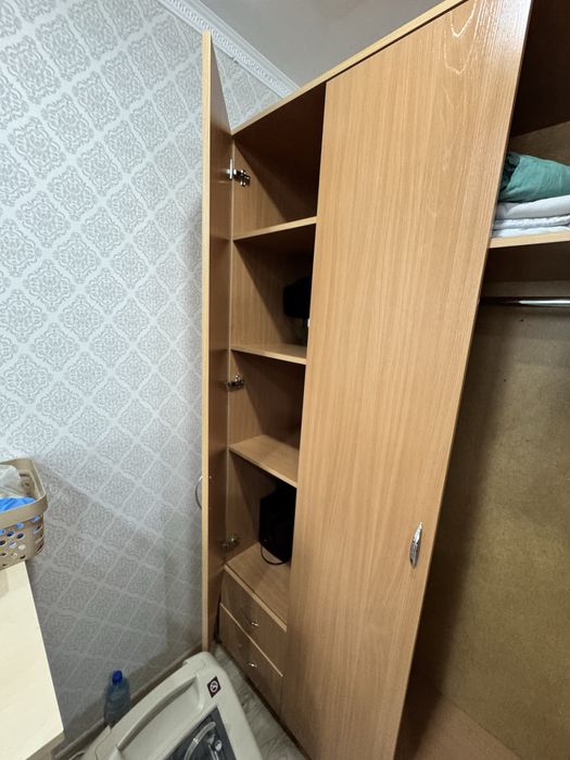 Продам Шкаф спальный!!!