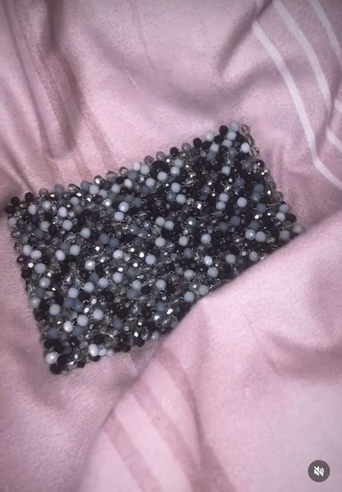 Ръчно изработена бутикова чанта от маниста