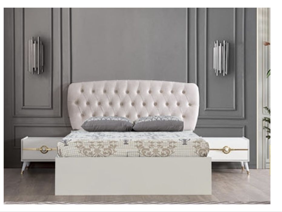 Спальная кровать+матрац 80000