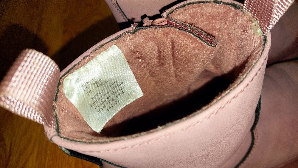 Ghete fete  marca H&M