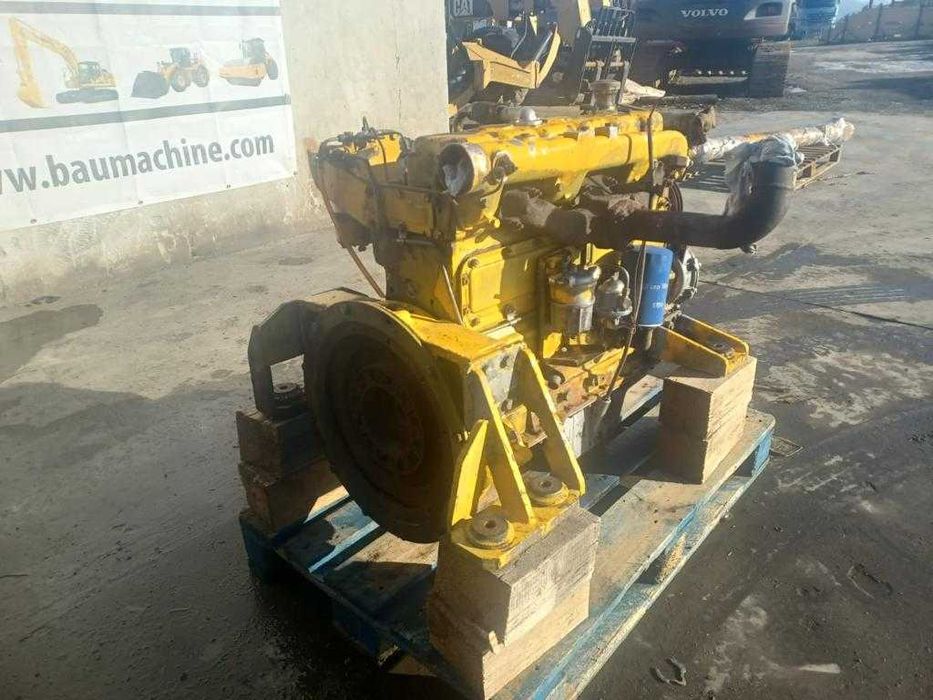 Motor Perkins in 6 cilindri , 100 kw