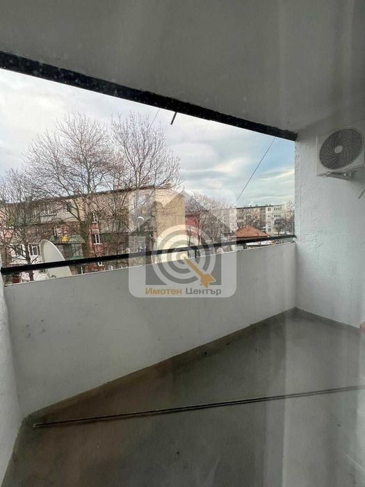 Продава се Двустаен апартамент в София, Студентски град - 65 кв.м за 1687 €/кв.м - Снимка #11