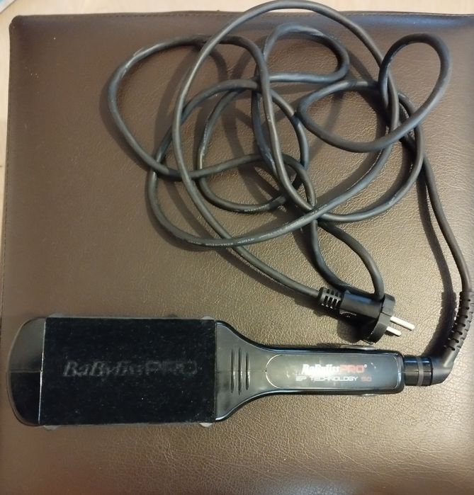 Преса за коса BabyByliss PRO.Неразличима от нова.