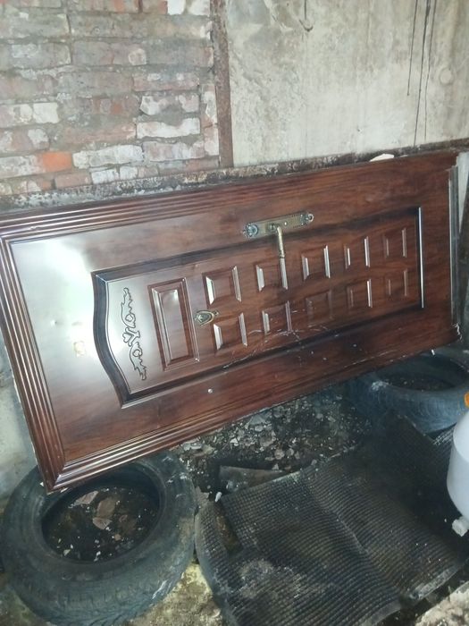 Продам металлические двери