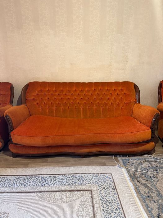 Диван и два кресло