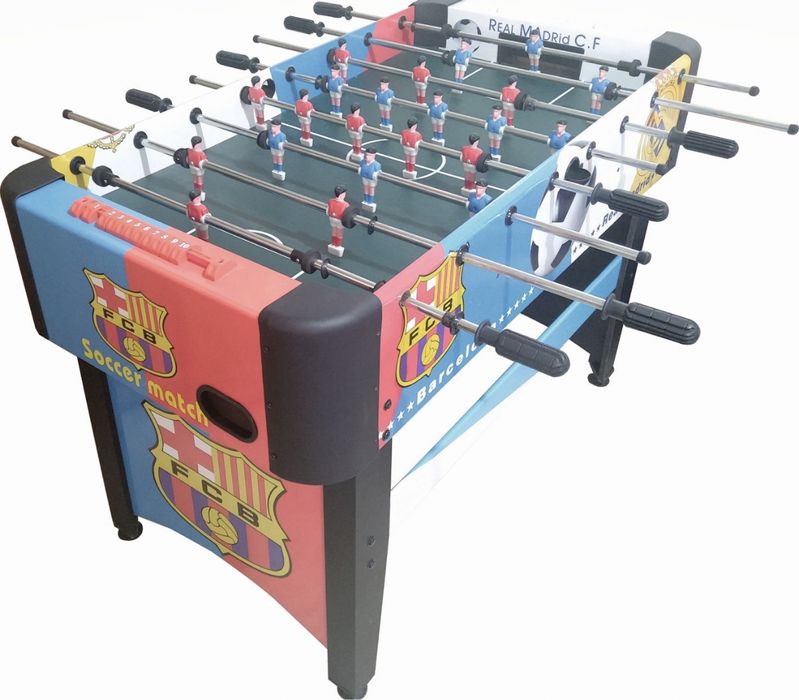 На Столный Футбол угра ( Real Madrid vs Barcelona )