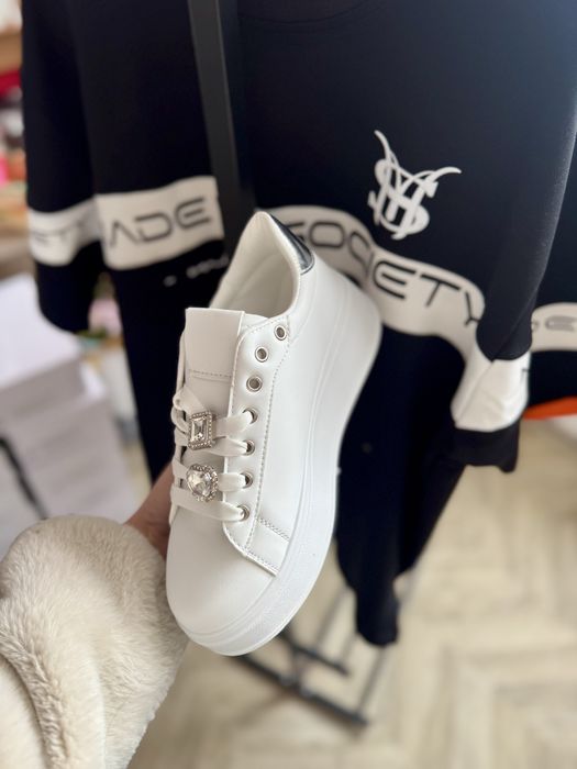 Tricouri/treninguri Vagabond