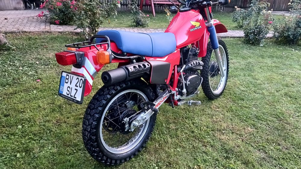 Vând Honda Xl  enduro,dual sport ,250