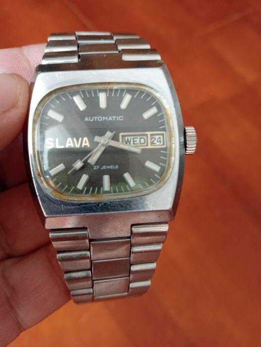 Vând 2  ceasuri slava tank