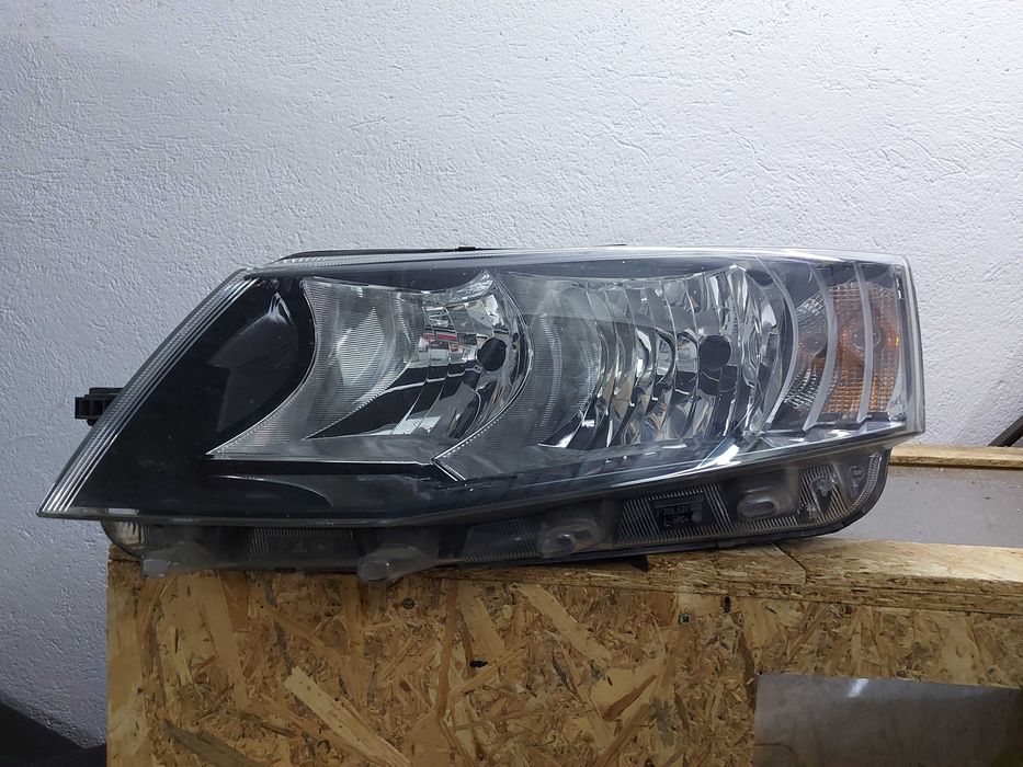 Far faruri Audi A4 B8 B8.5, Audi A3 8V, A6 C5, Smart Fortwo