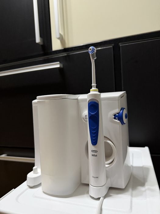 Oral B health center