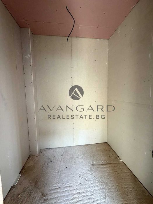 Продава се Къща в Пловдив, Остромила - 220 кв.м за 973 €/кв.м - Снимка #9
