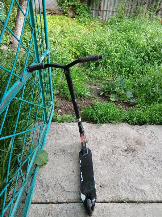 Самокат трюковой