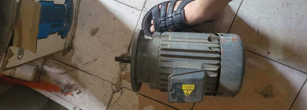 Электрический двигатель