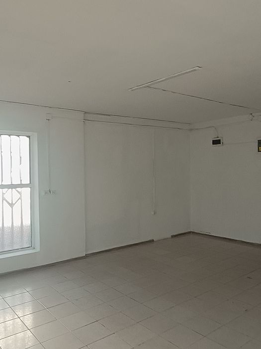 Parter, 36 mp,spațiu comercial ,zona Pavcom,Targoviste