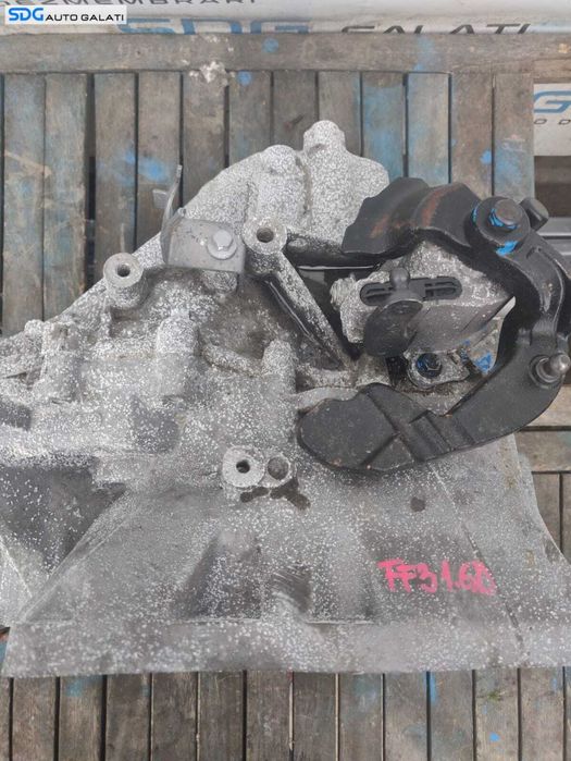 Cutie Viteze Manuala 6 Trepte cu Defect Ford Focus 3 1.6 TDCI 2010 - 2018 Cod AV6R-7002-KF
