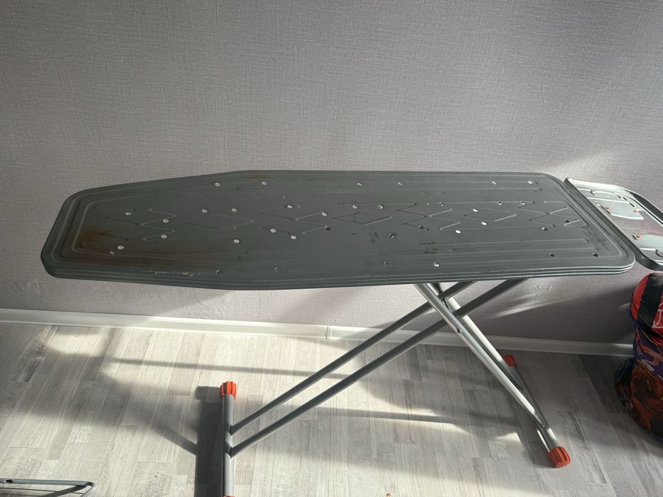 Гладильная доска 4500тг, уступка будет